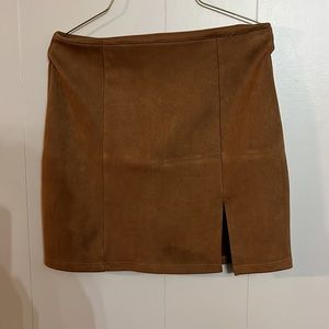 SUEDE SKIRT WINDSOR size L
